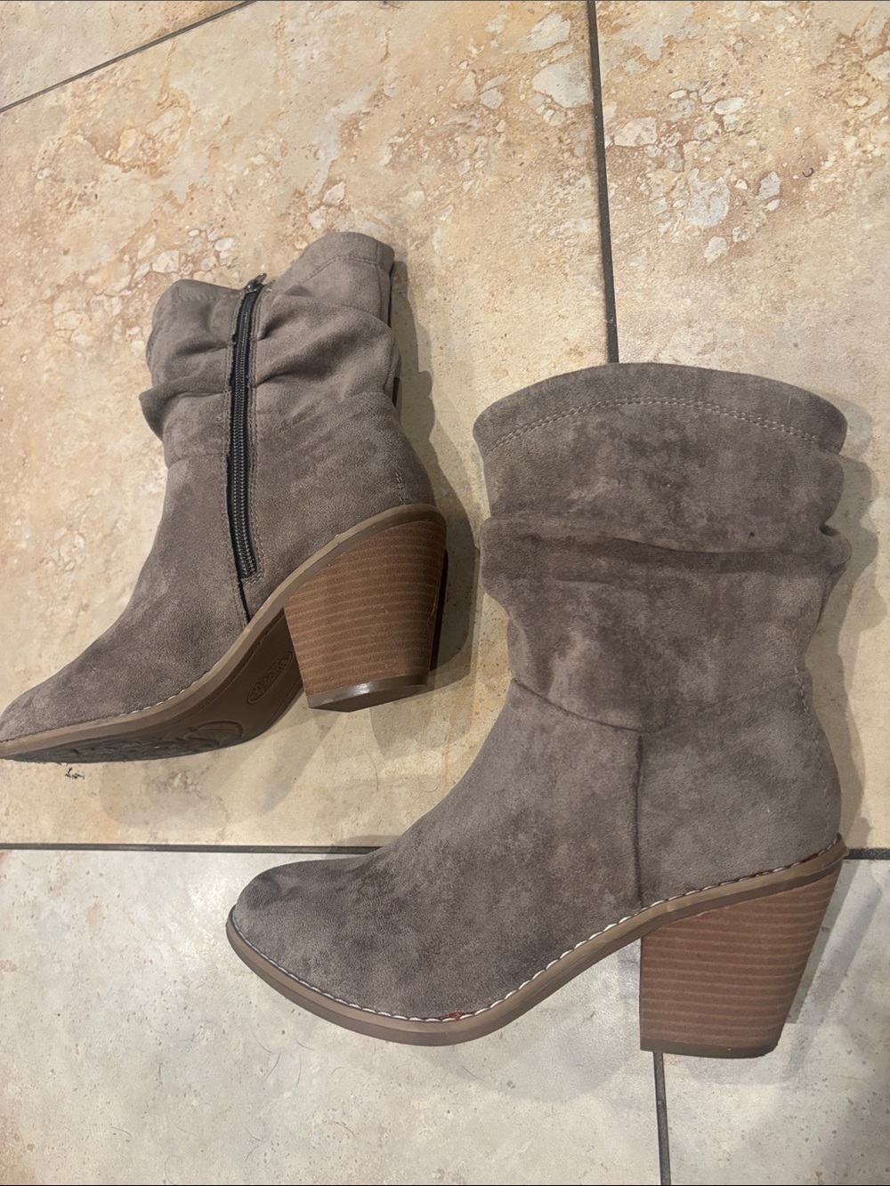 Euro Style  Women's Taupe Suede Mid-Calf Slouch Boot with Side Zip size 7..5 - Picture 10 of 14
